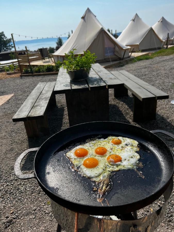 Vaettervy Glamping Hotel Habo Exterior photo