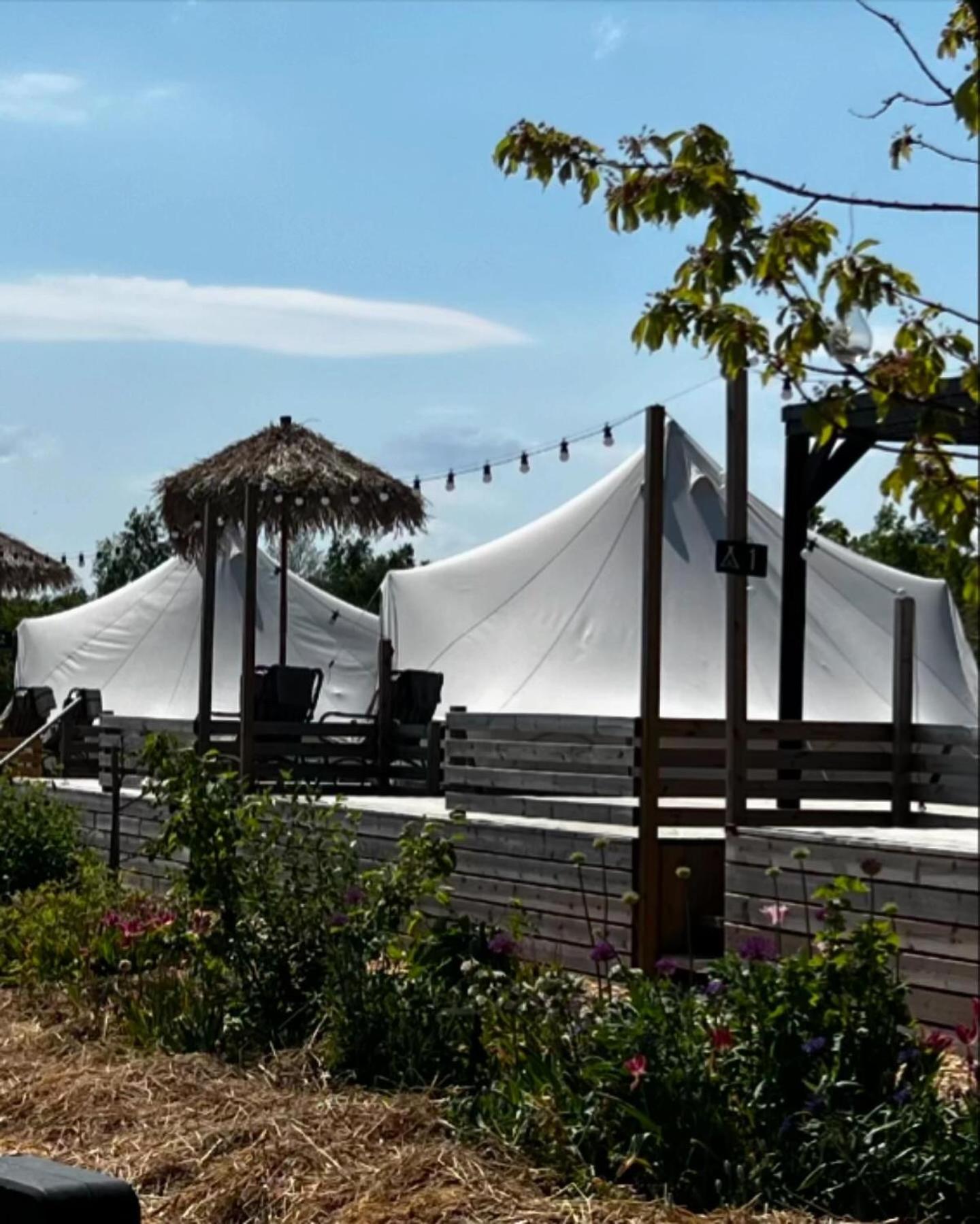 Vaettervy Glamping Hotel Habo Exterior photo