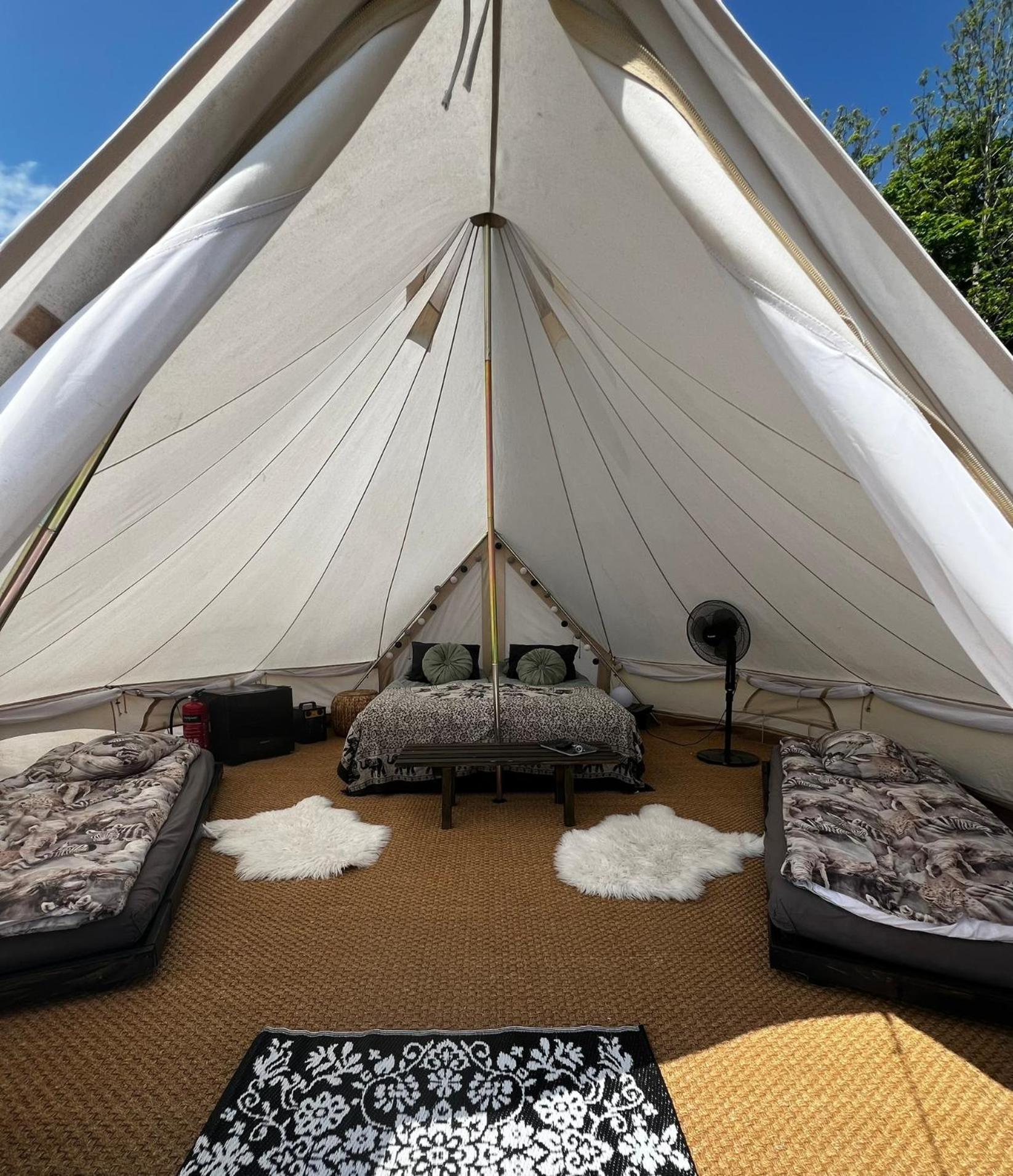 Vaettervy Glamping Hotel Habo Exterior photo
