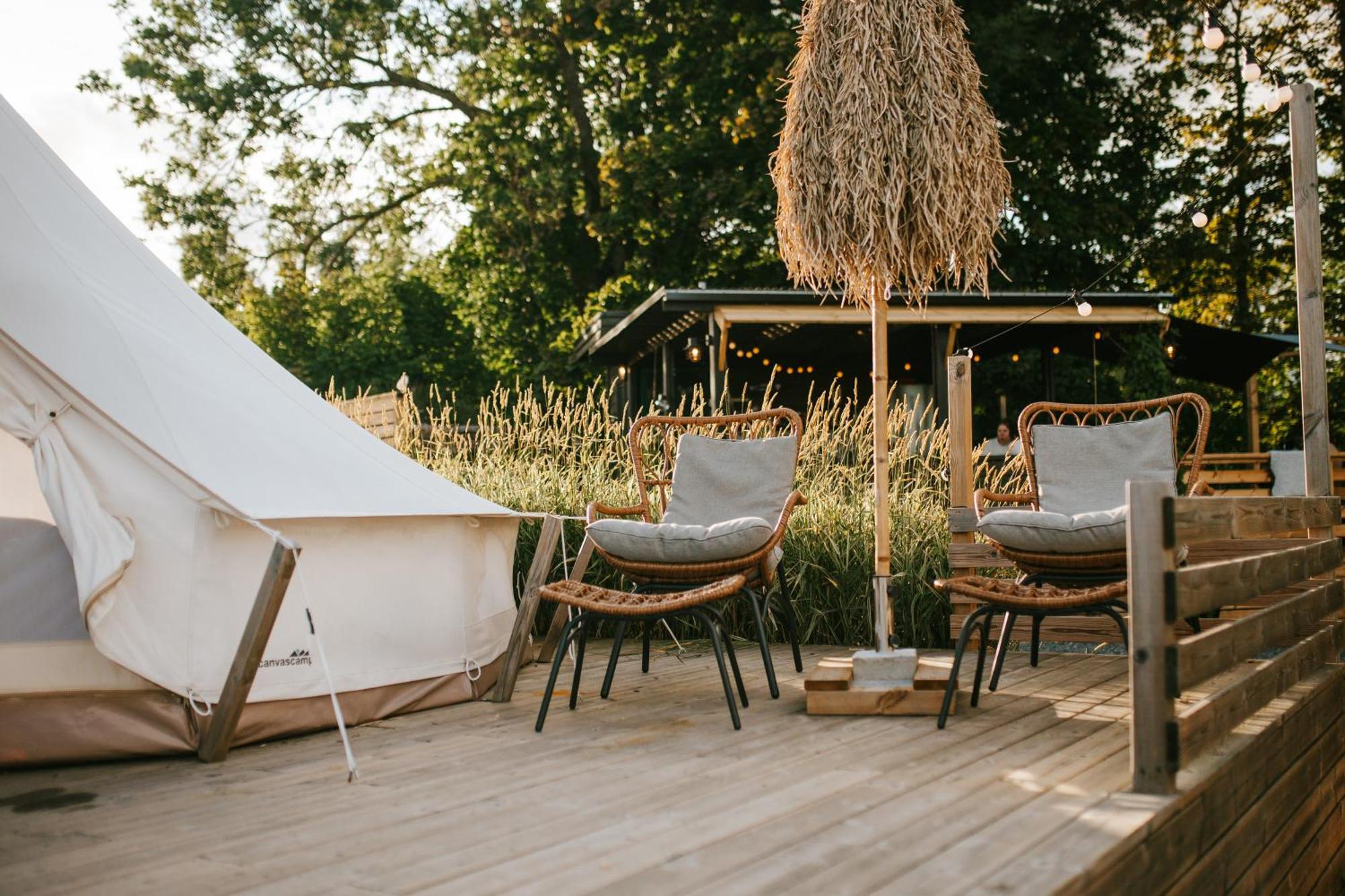 Vaettervy Glamping Hotel Habo Exterior photo